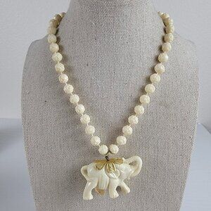 Vintage Cream Lucite Carved Rose Bead And Elephant Pendant Necklace 23 Inch
